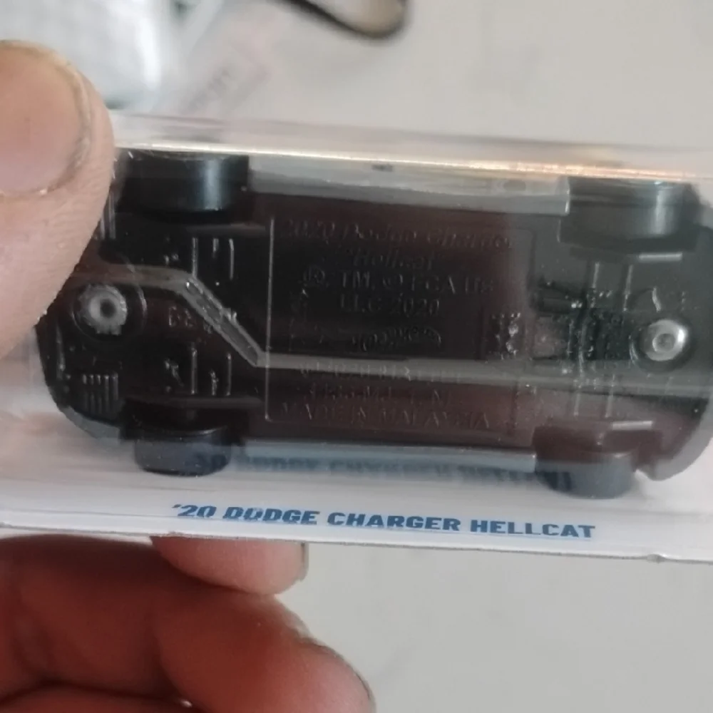 Mattel Hot Wheels '20 Dodge Charger Hellcat - Silver with Teal Stripes